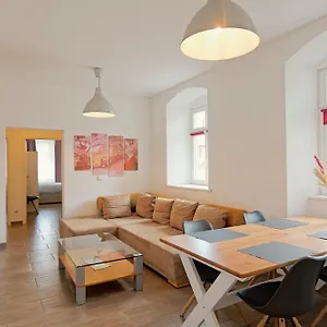  Apartment Spacious Family In